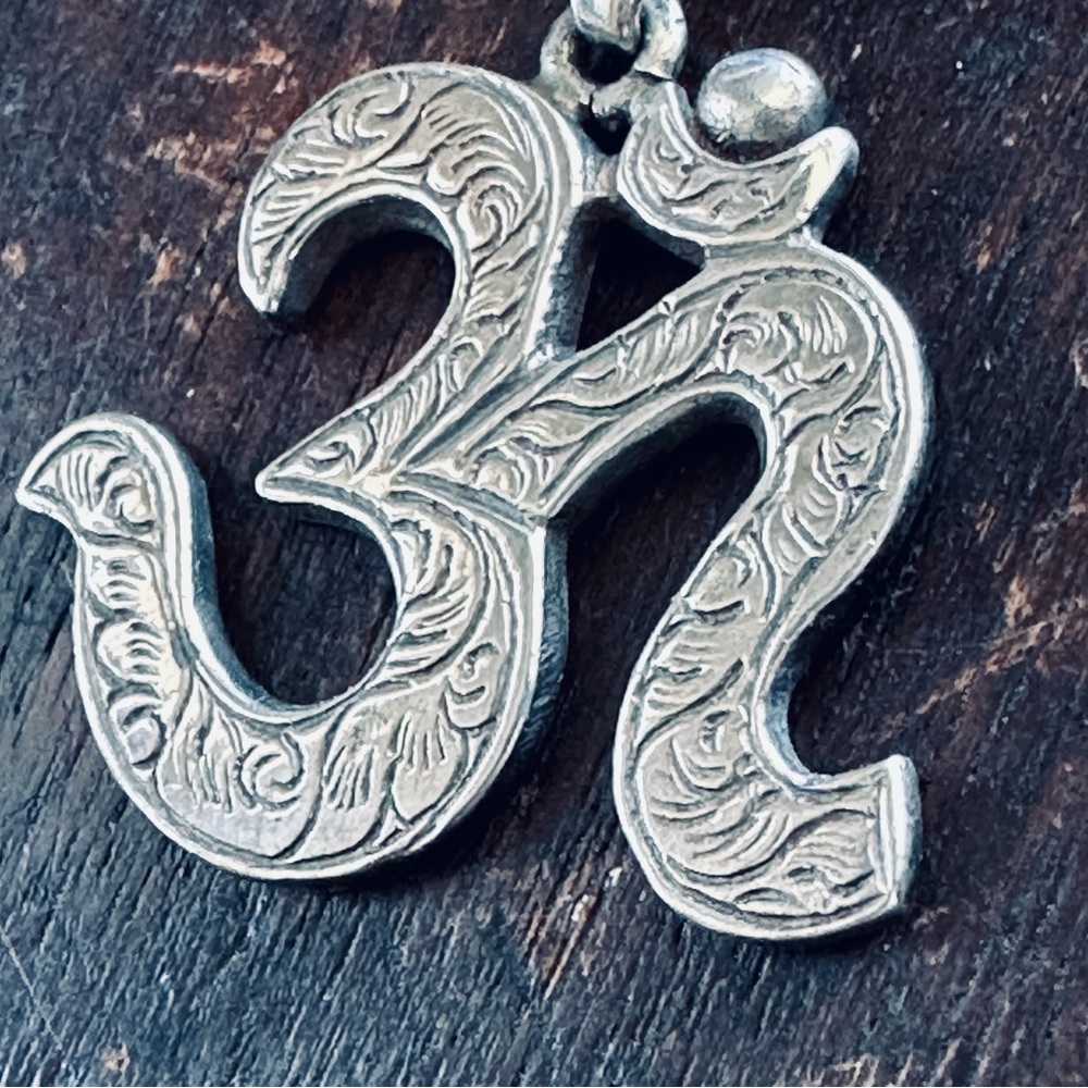 Sterling Silver Ohm Pendant and Beaded Chain 16” - Picture 12 of 15